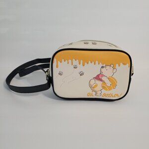 Loungefly Disney Winnie The Pooh Crossbody Zip Purse Honey Bees "Oh Bother"
